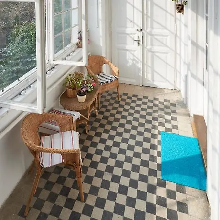 Fresh And Personal Near Buda Castle